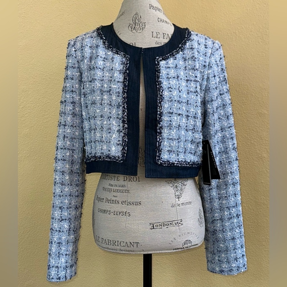 NWT Karl Lagerfeld Cropped Tweed Boucle Jacket Blue/White Metallic Trim Size 12 - Picture 6 of 12